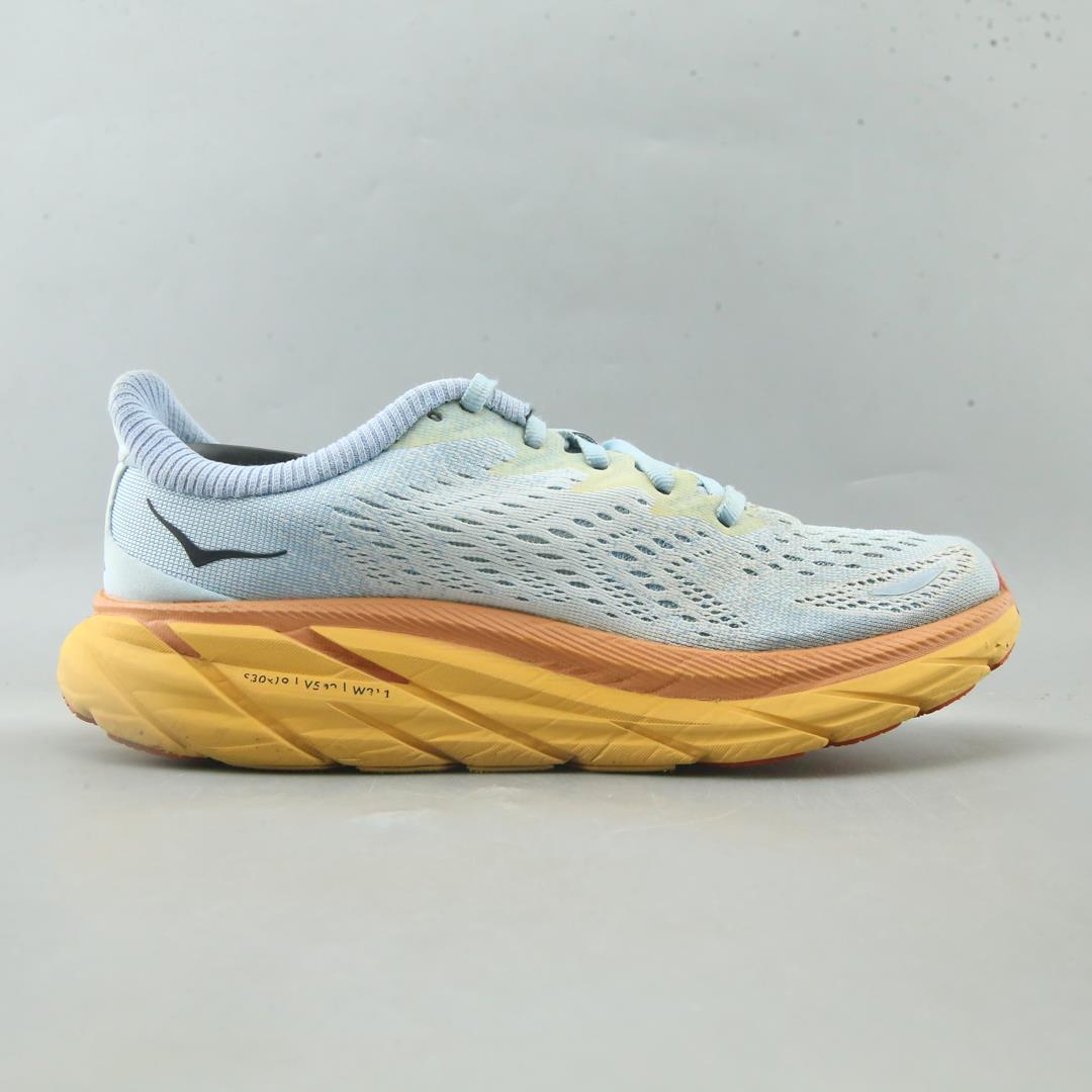 HOKA ONE ONE CLIFTON 8