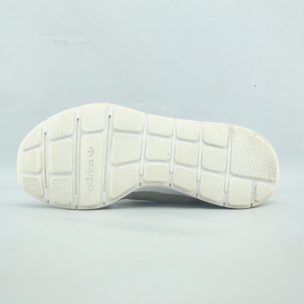 ADIDAS SWIFT RUN