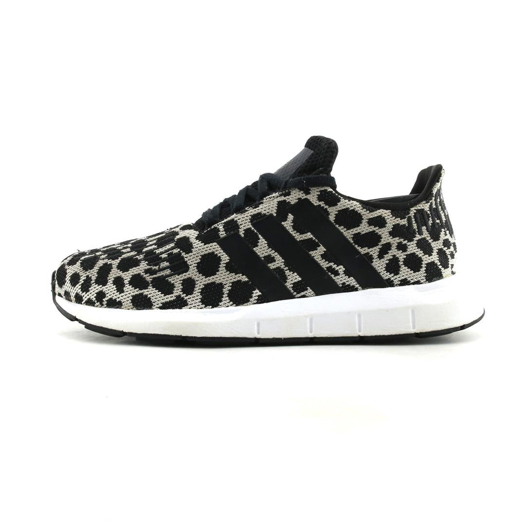 ADIDAS SWIFT RUN