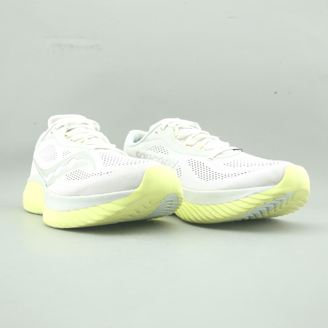 SAUCONY  KINVARA 15
