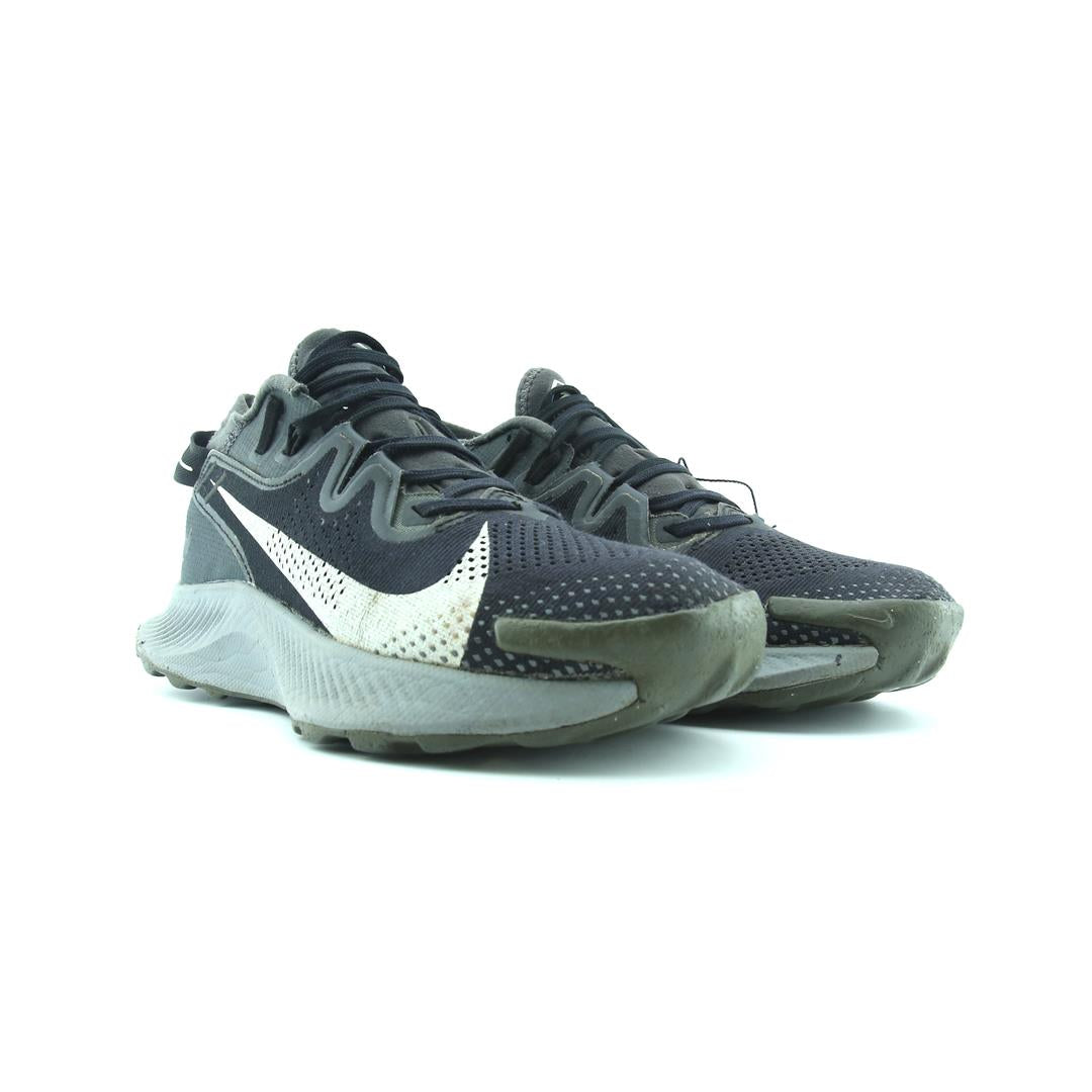 NIKE  PEGASUS TRAIL 2