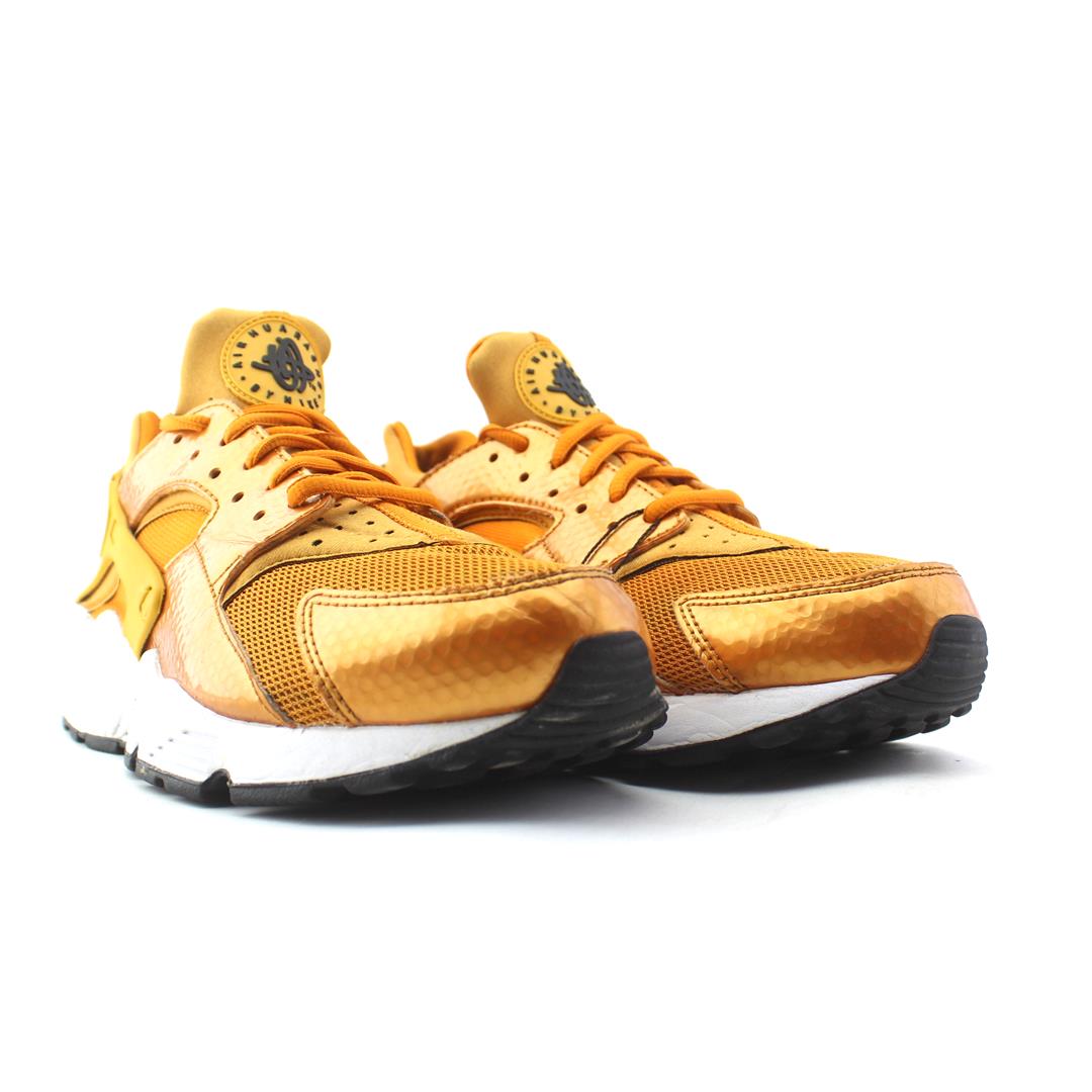 NIKE AIR HUARACHE RUN
