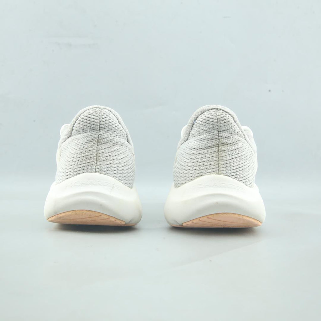 UNDER ARMOUR PURSUIT 3