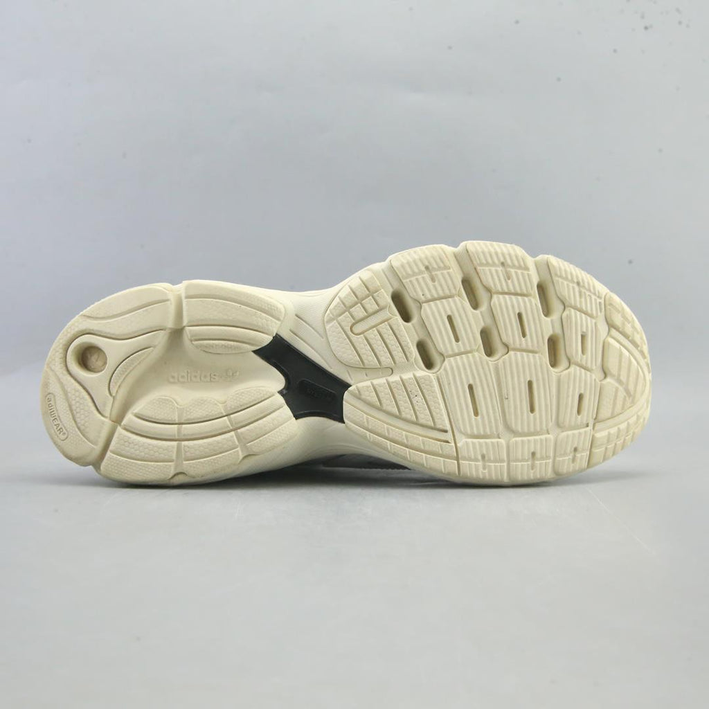 ADIDAS ASTIR