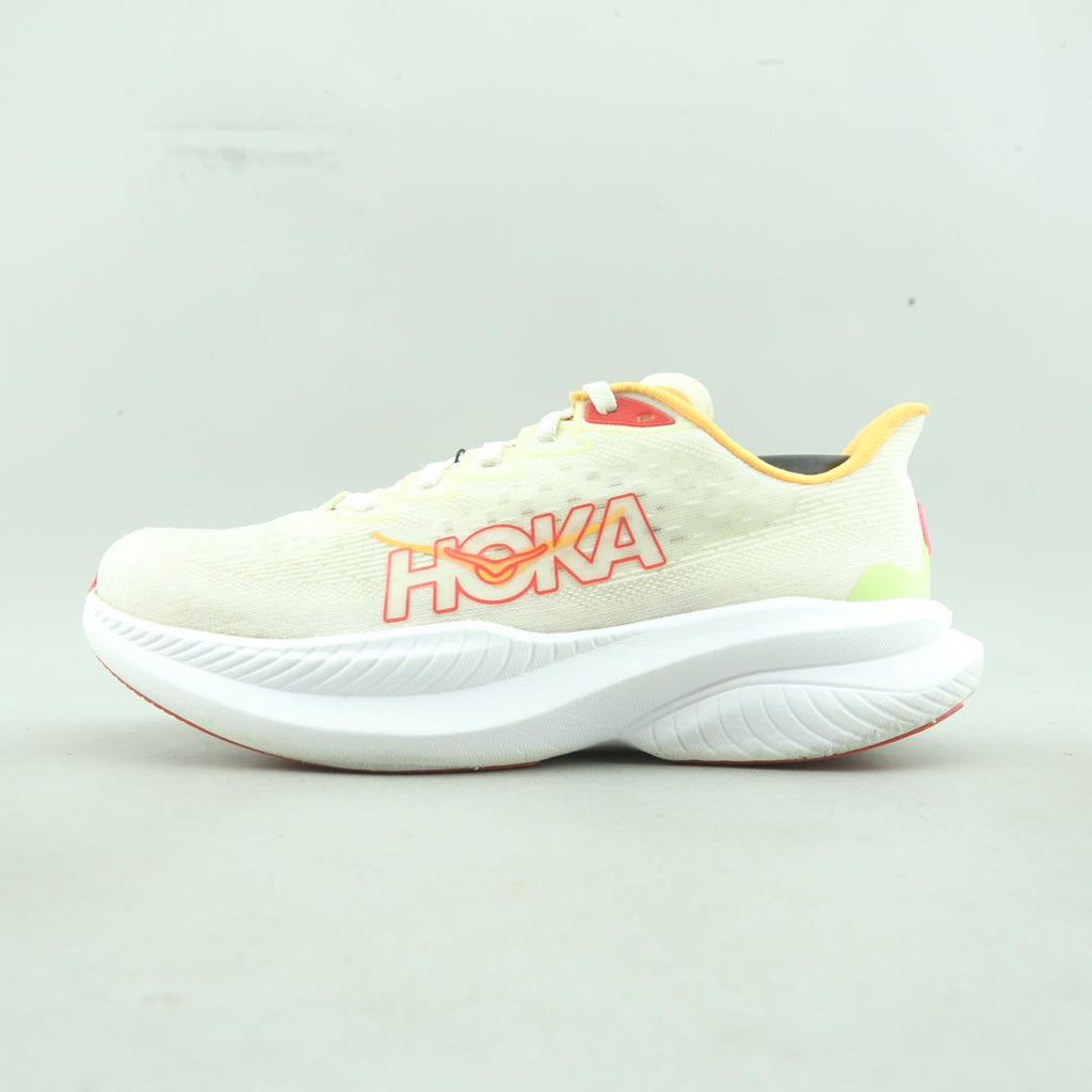 HOKA ONE ONE  MACH 6