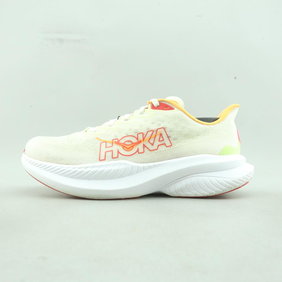 HOKA ONE ONE  MACH 6