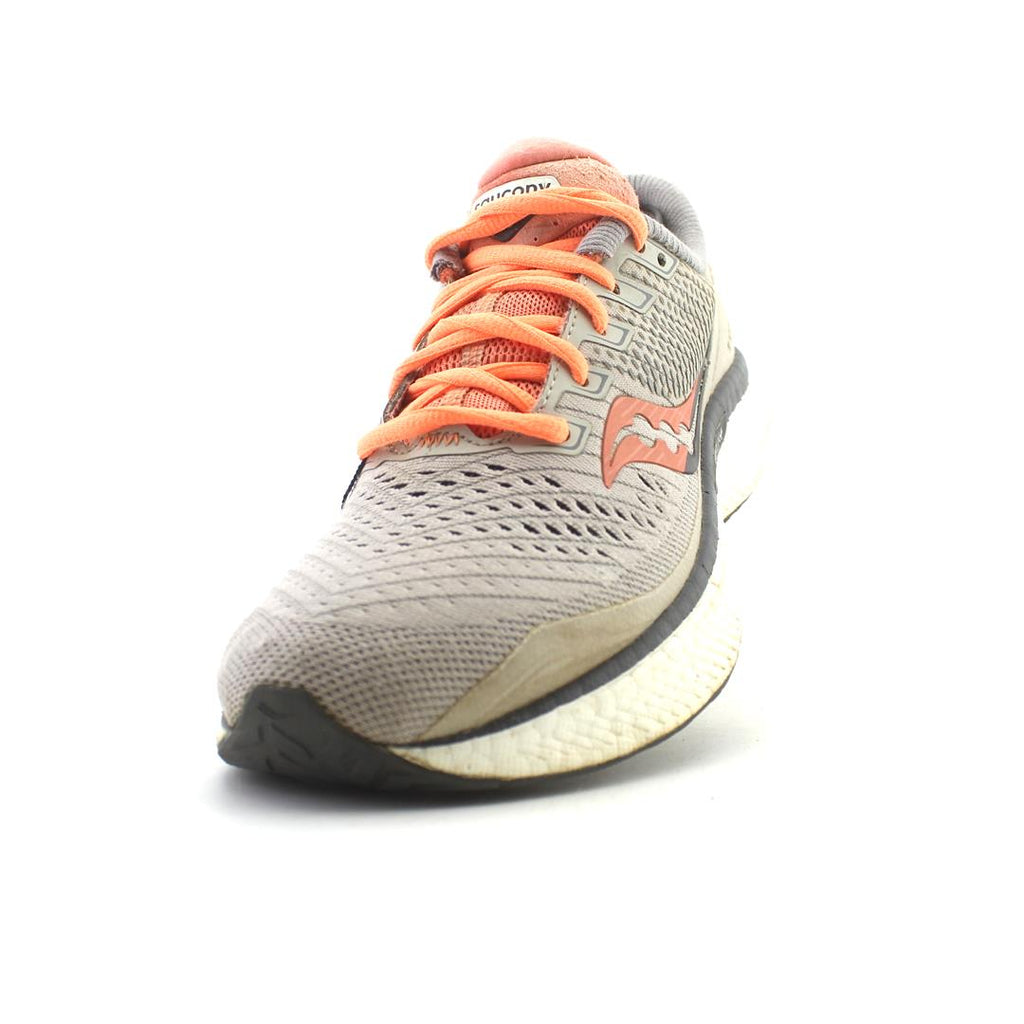 SAUCONY TRIUMPH 18