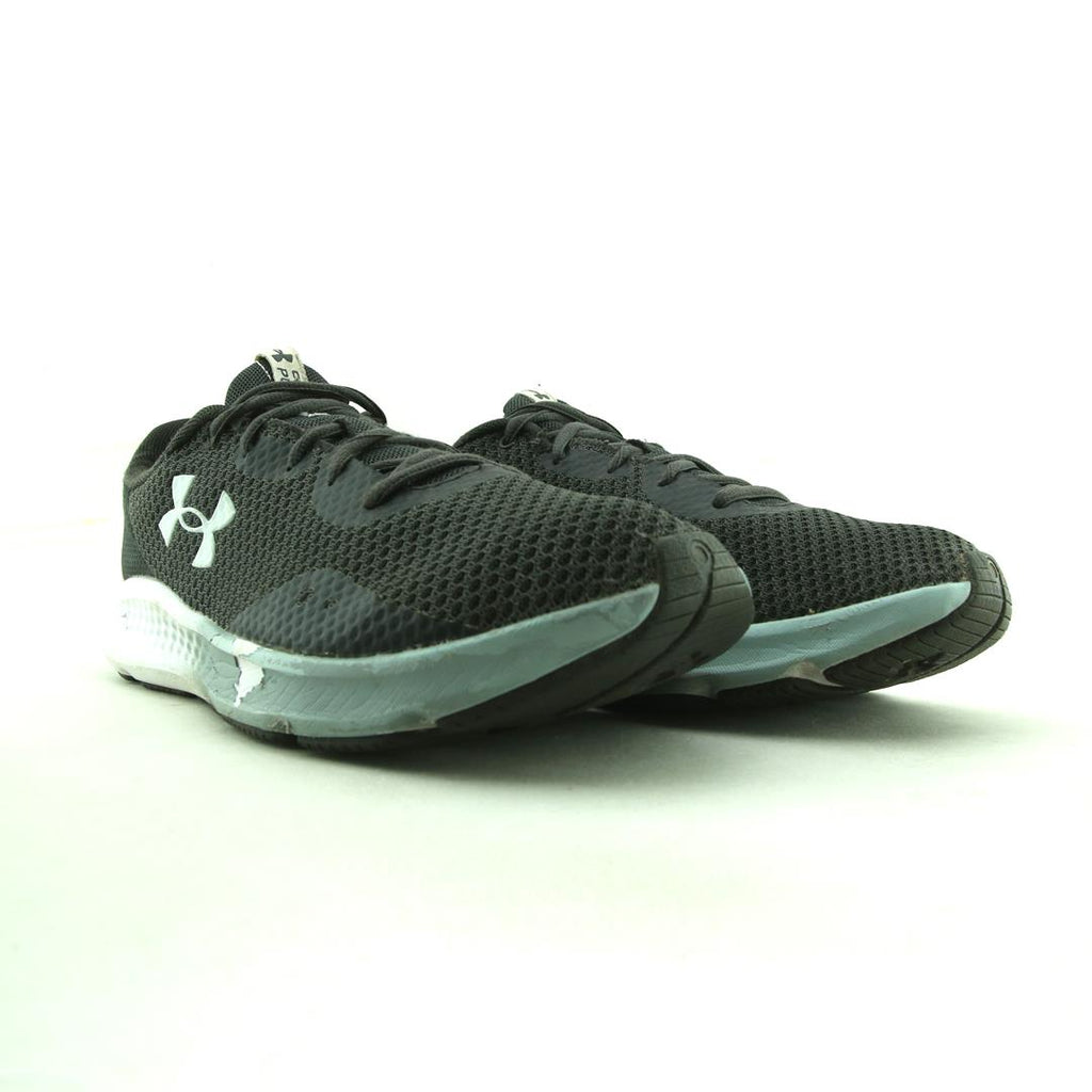 UNDER ARMOUR PURSUIT 3