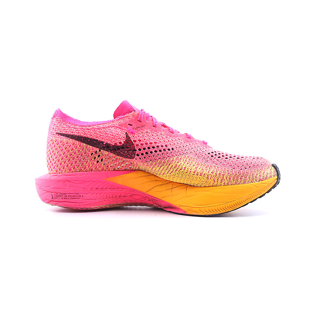 NIKE  ZOOMX VAPORFLY 3