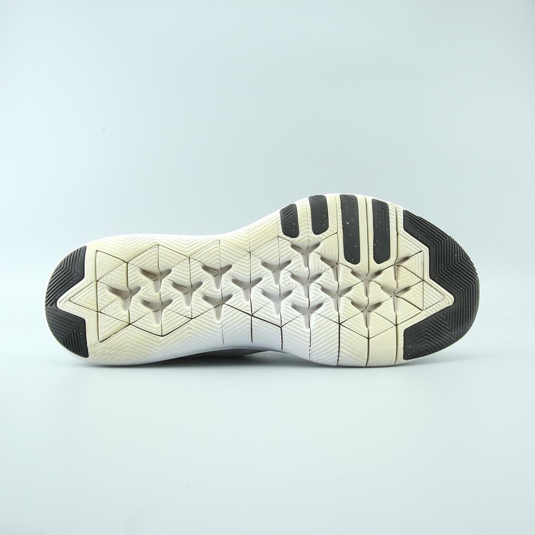 NIKE FLEX TR 9