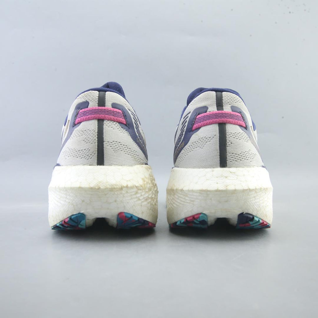 SAUCONY TRIUMPH 20