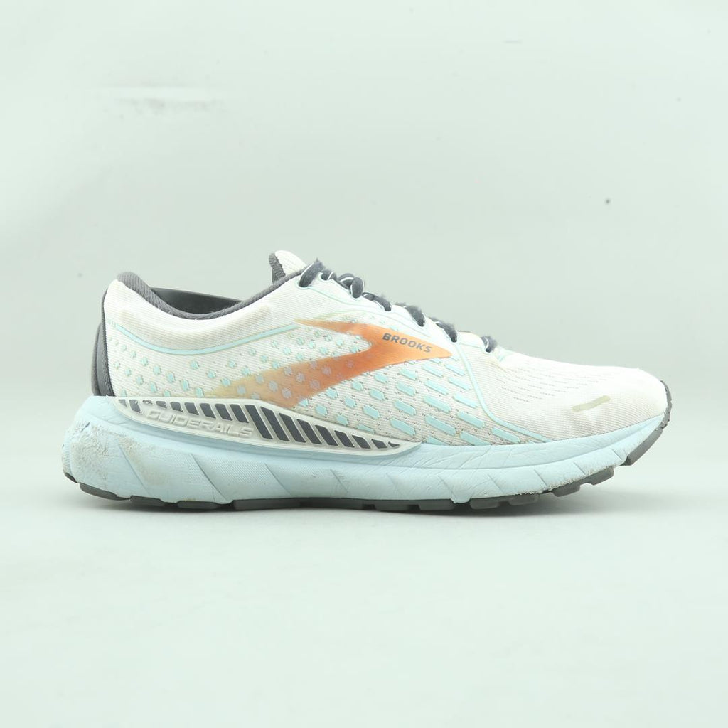 BROOKS ADRENALINE 21