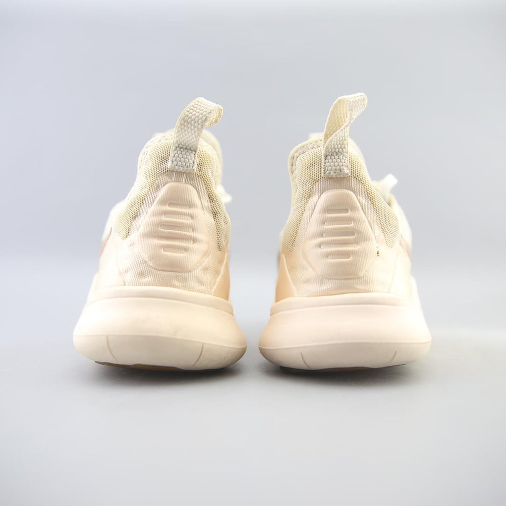 NIKE  FREE TR 8