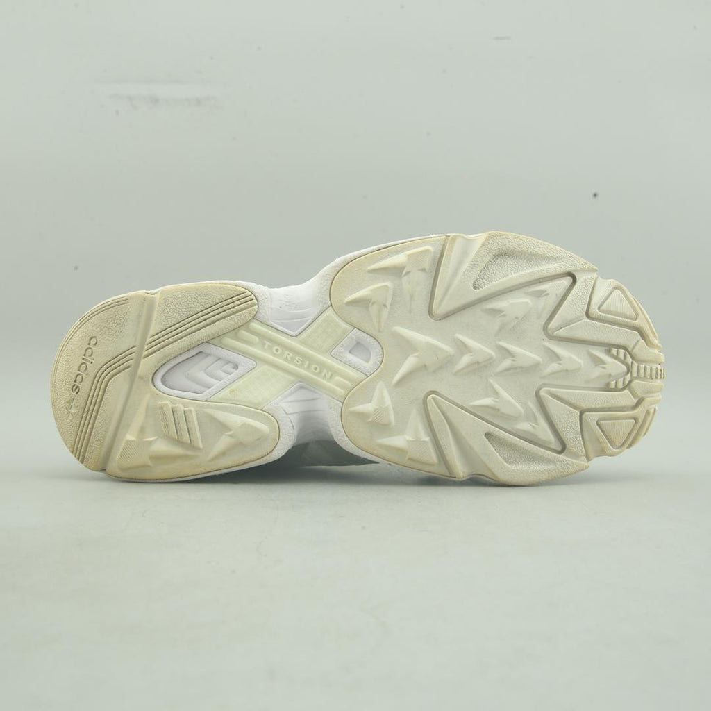 ADIDAS YUNG-96