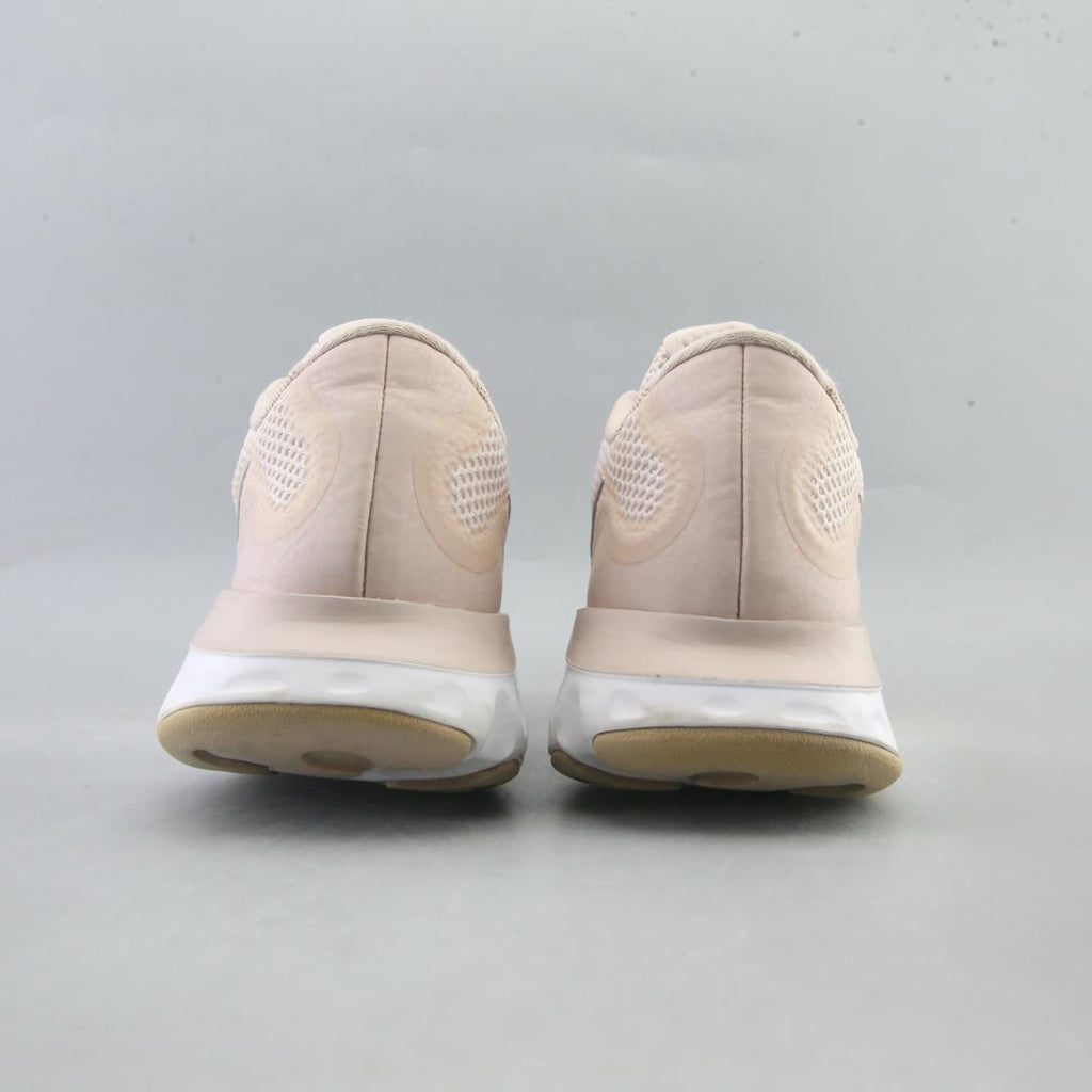 NIKE RENEW RUN