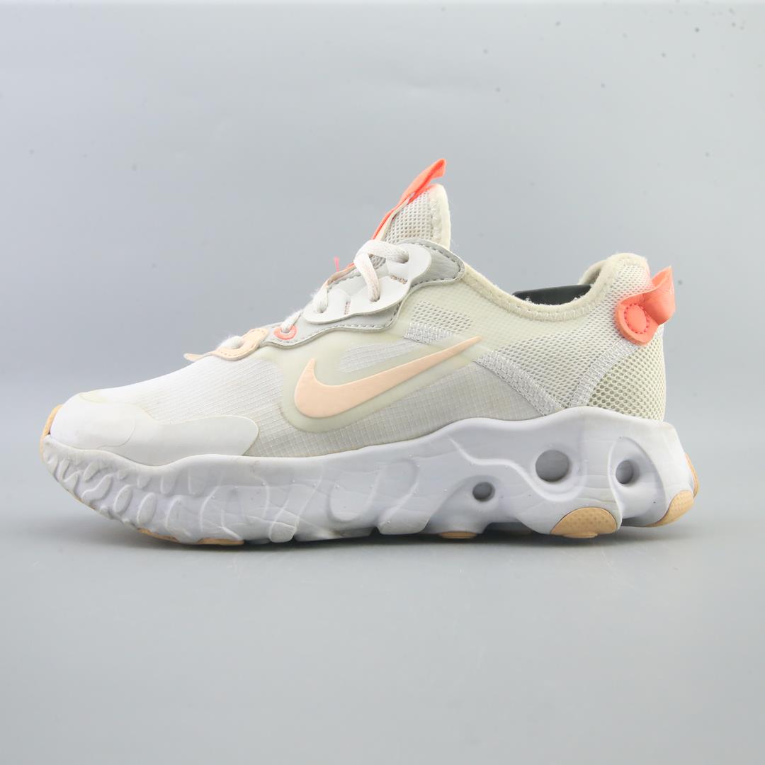 NIKE REACT ART3MIS