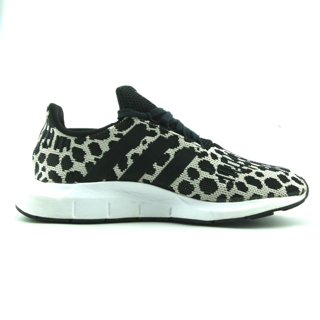 ADIDAS SWIFT RUN