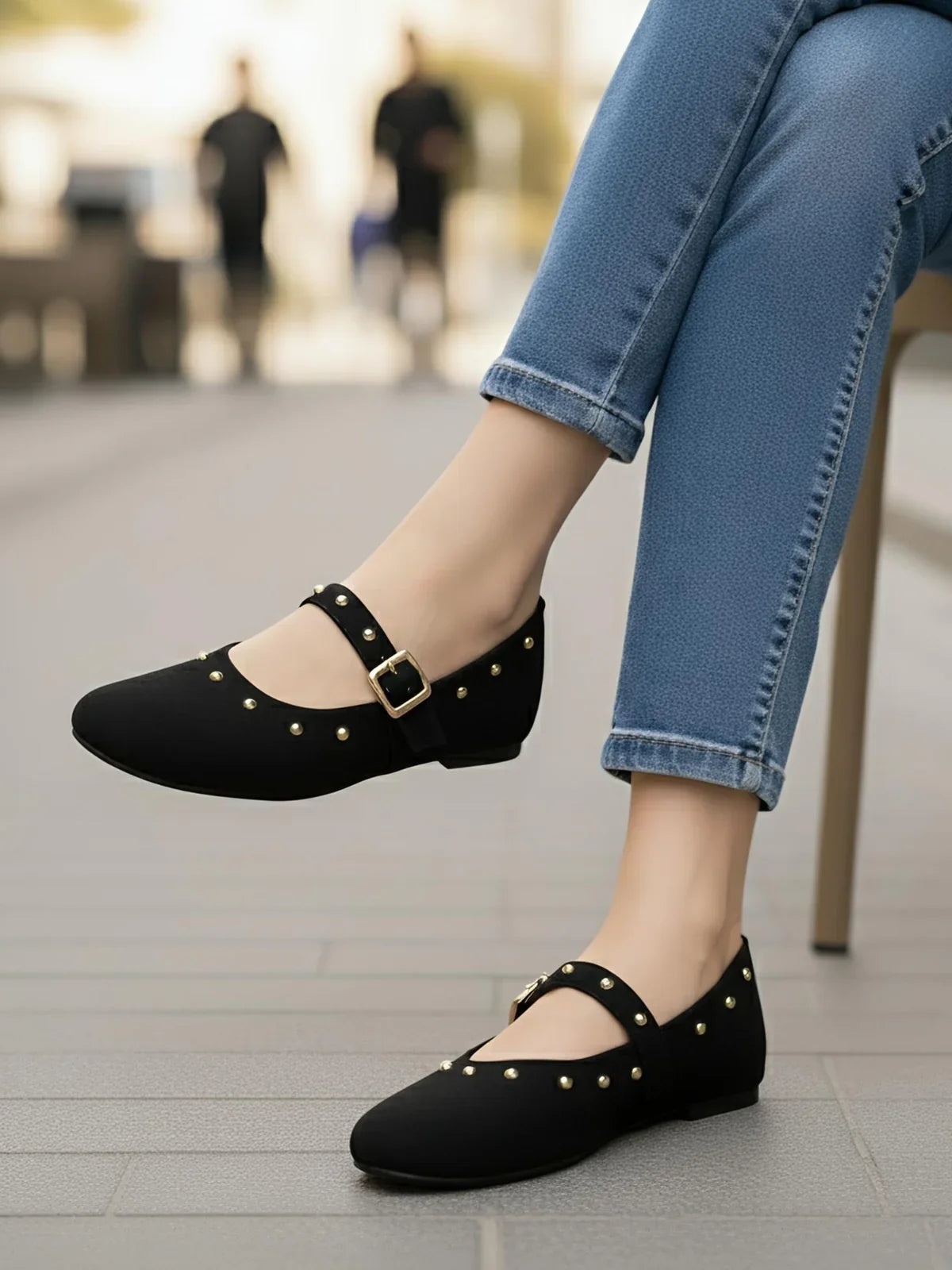 Lea Suede