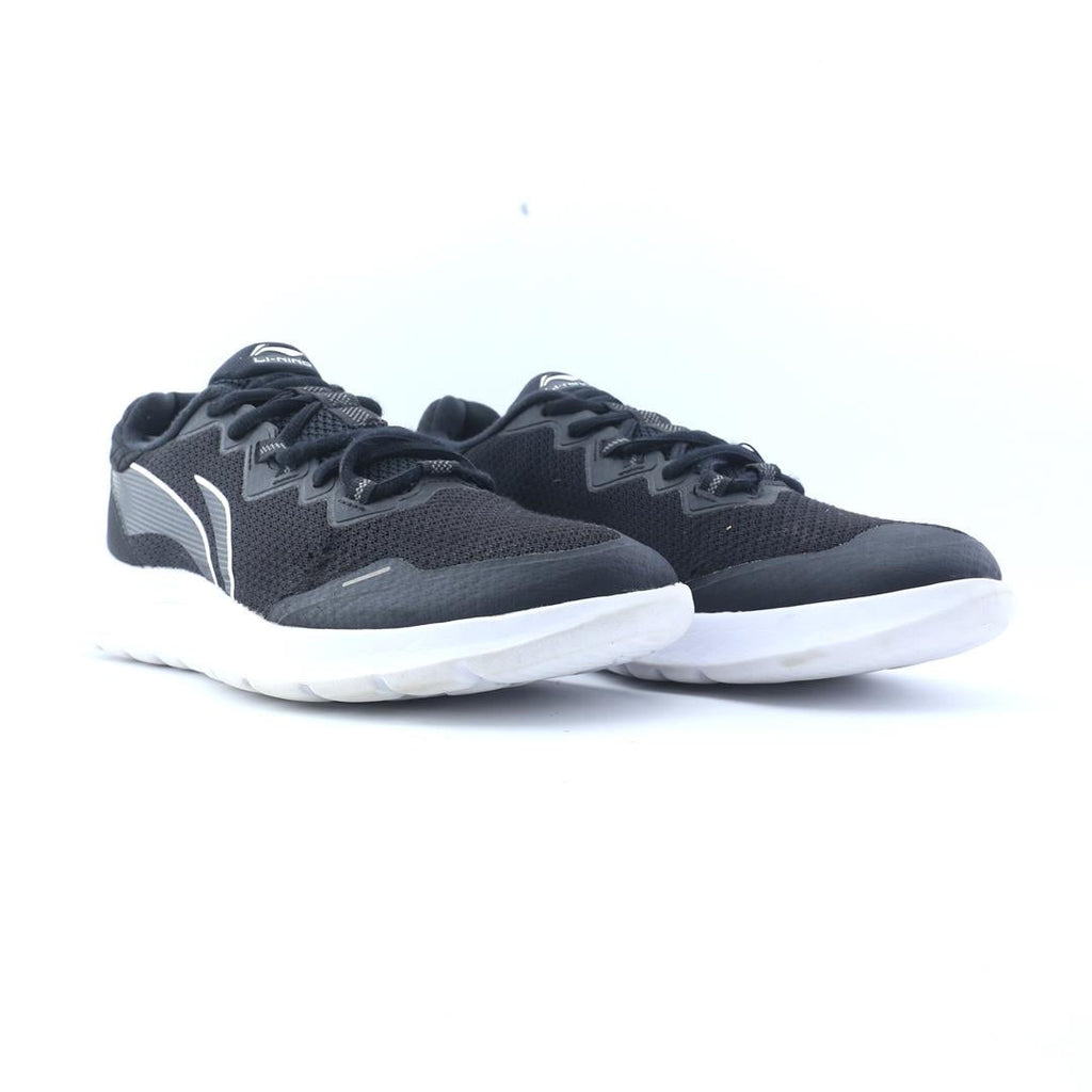 LI-NING  LIGHT WING