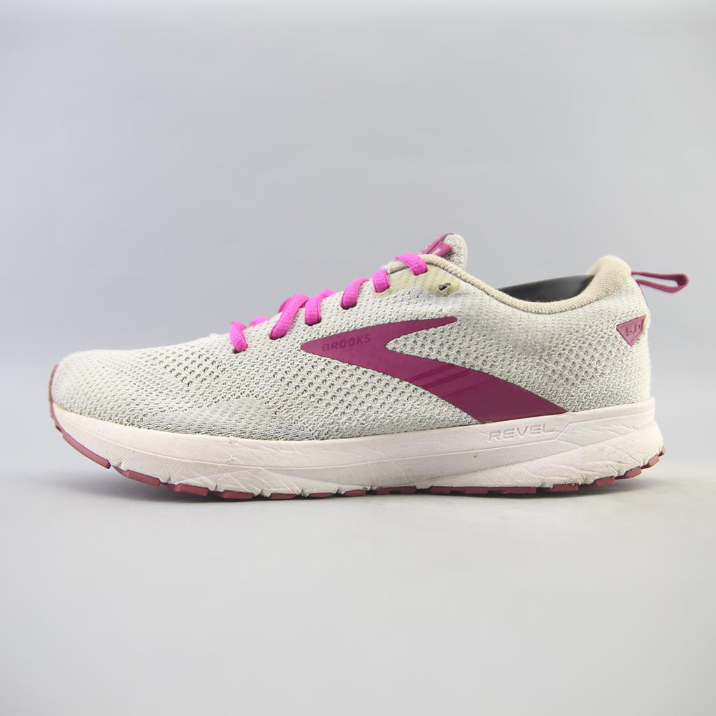 BROOKS REVEL 5