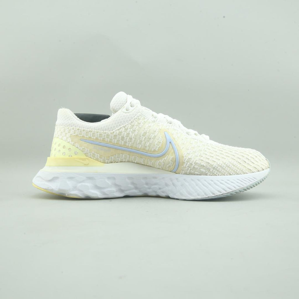 NIKE RENEW RUN
