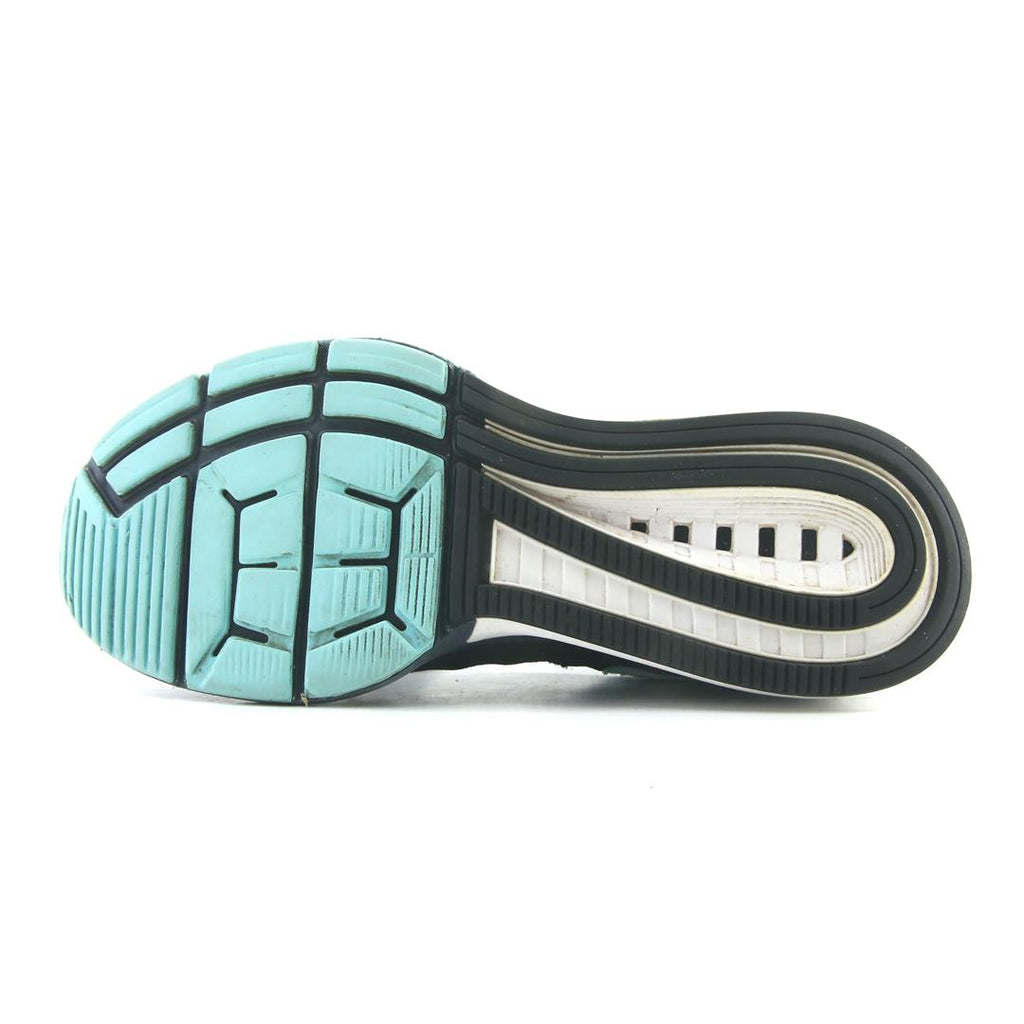 NIKE AIR ZOOM VOMERO 10