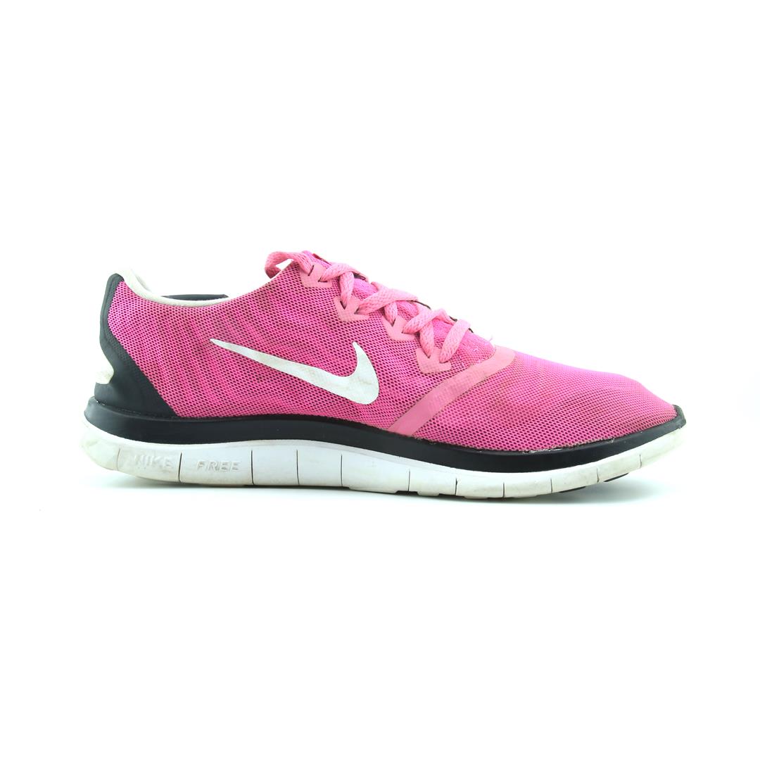 NIKE FREE 4.0