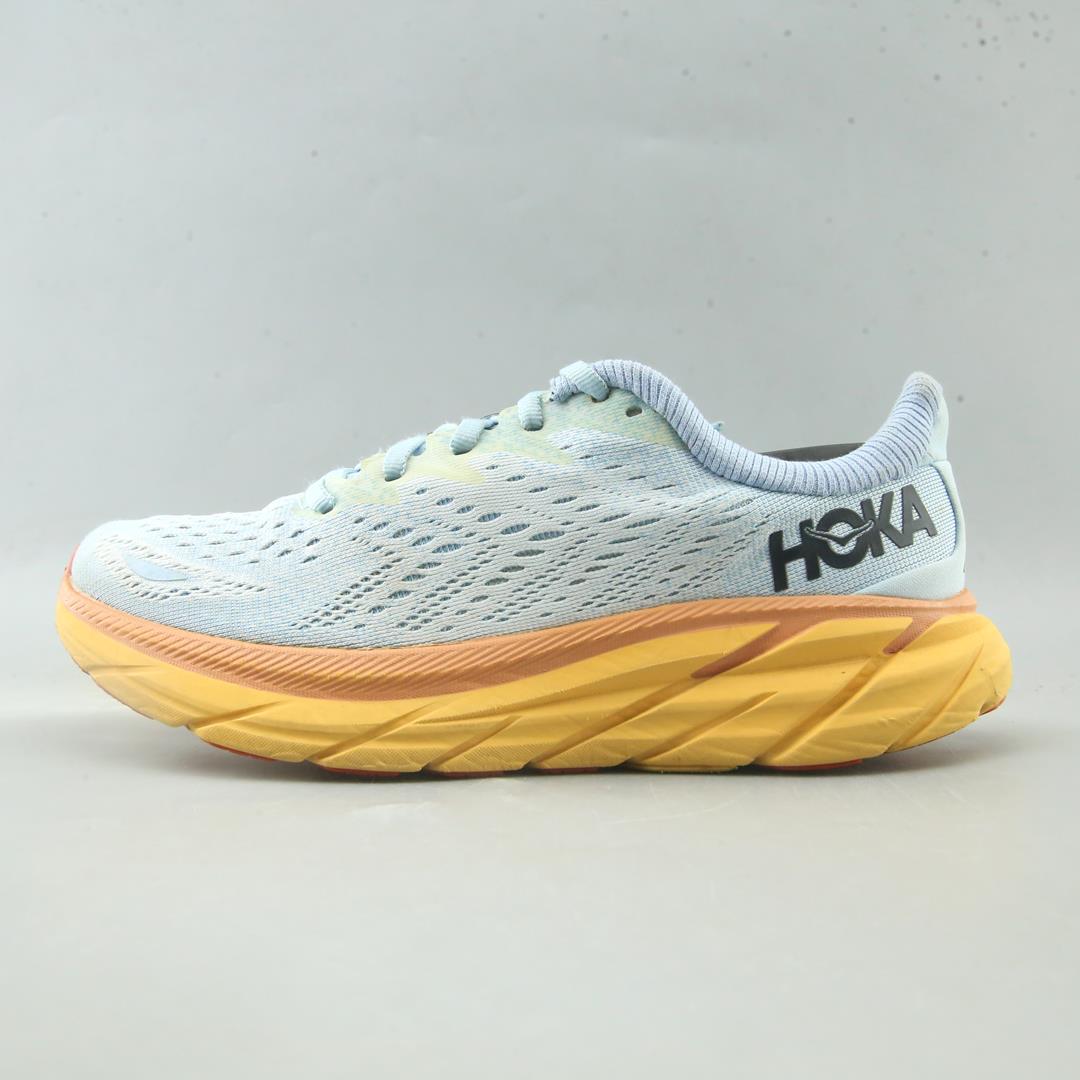 HOKA ONE ONE CLIFTON 8