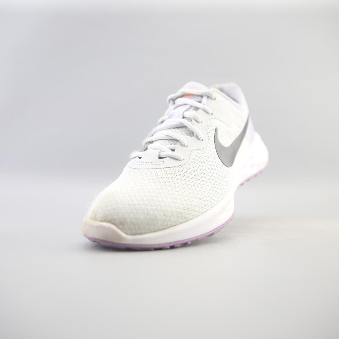 NIKE  REVOLUTION 6