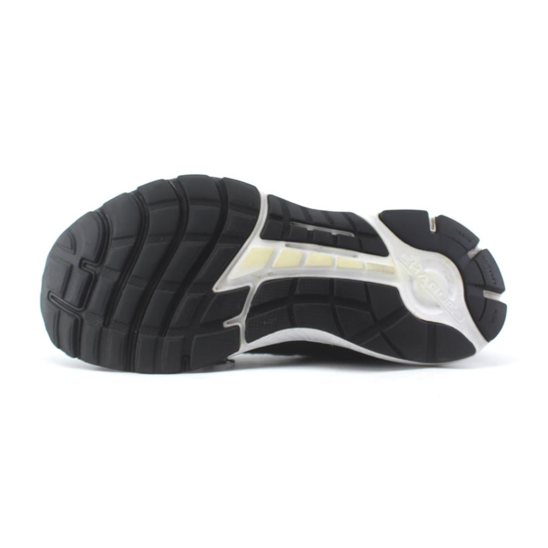 UNDER ARMOUR CHARGED ESCAPE 3