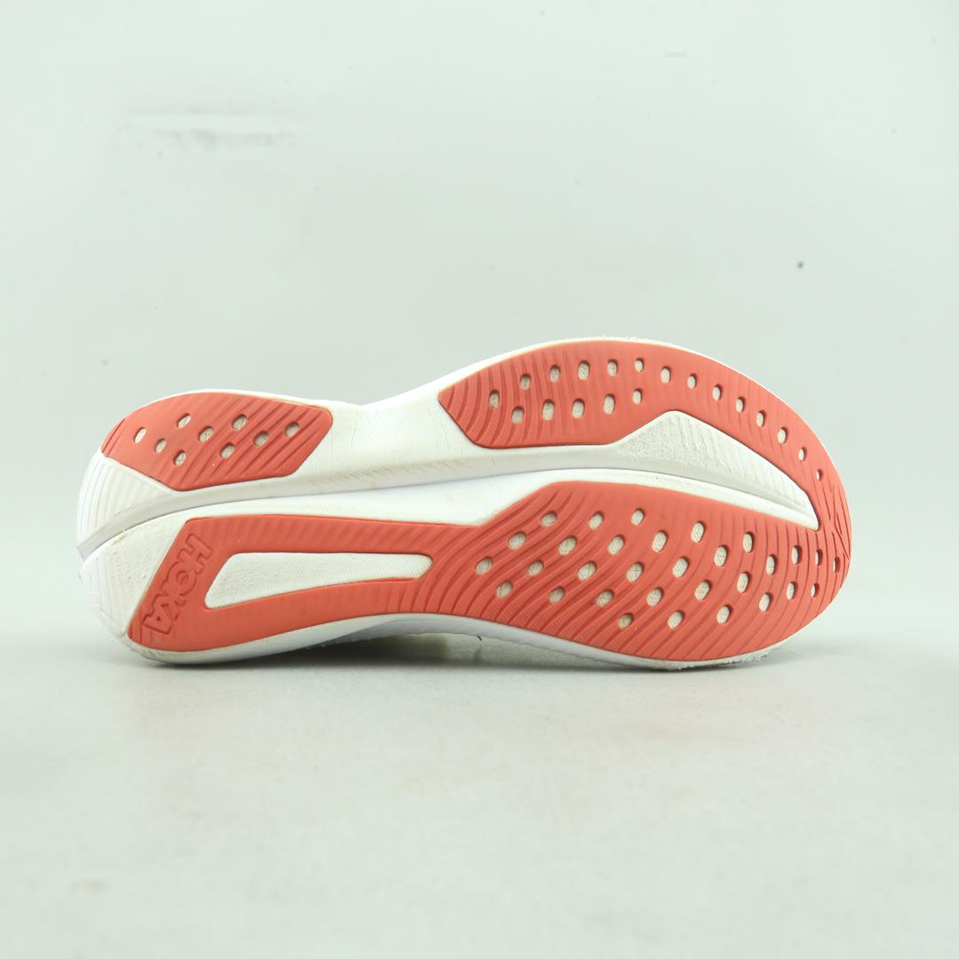 HOKA ONE ONE  MACH 6