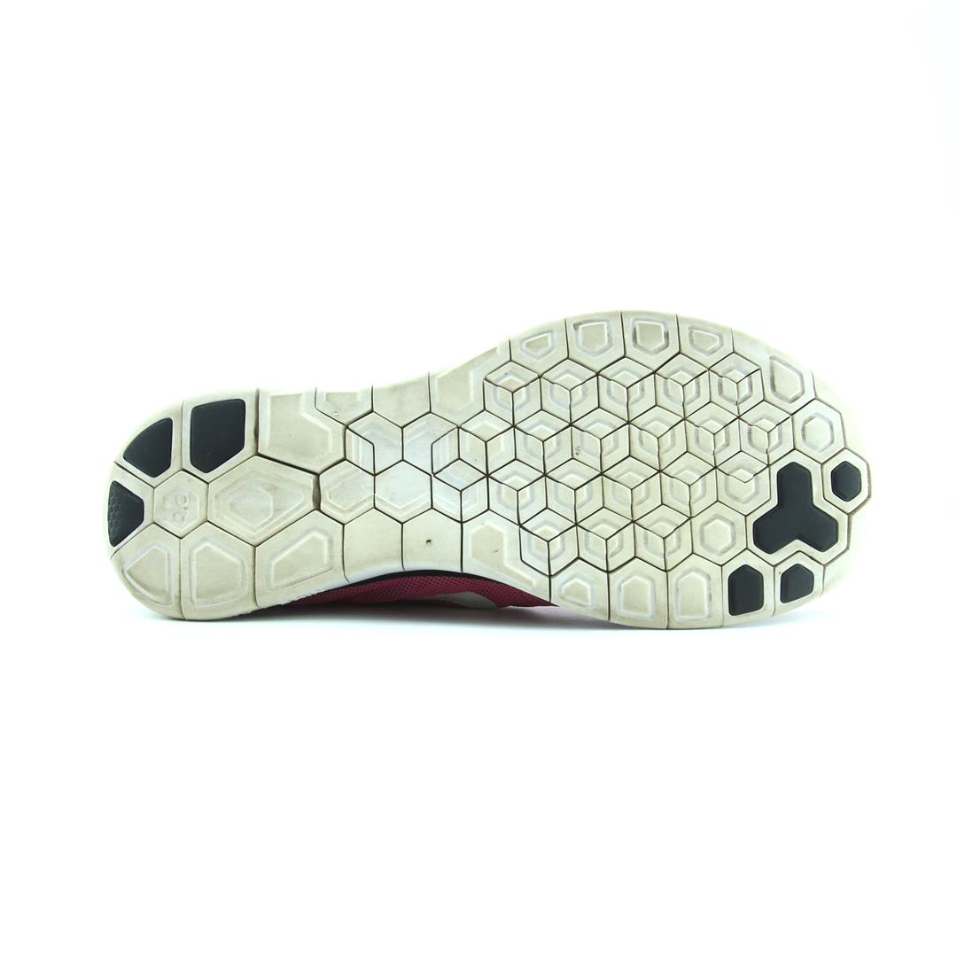 NIKE FREE 4.0