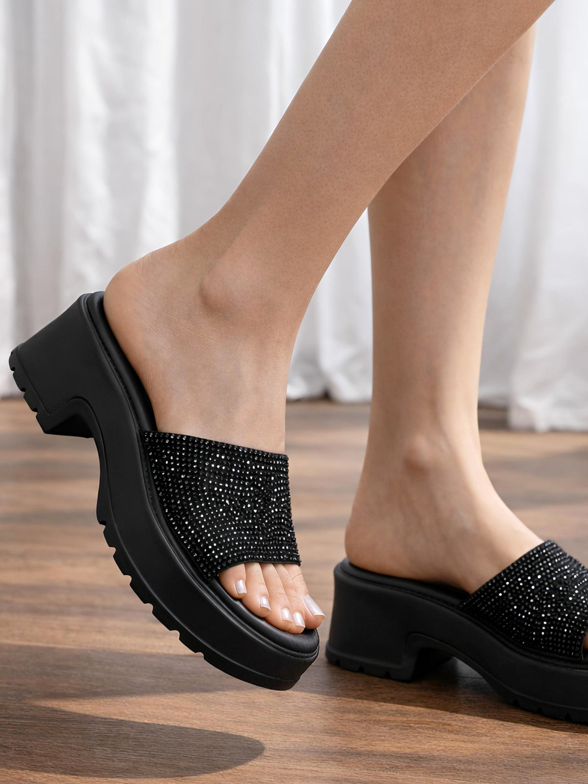 Moonstone Platform Slides