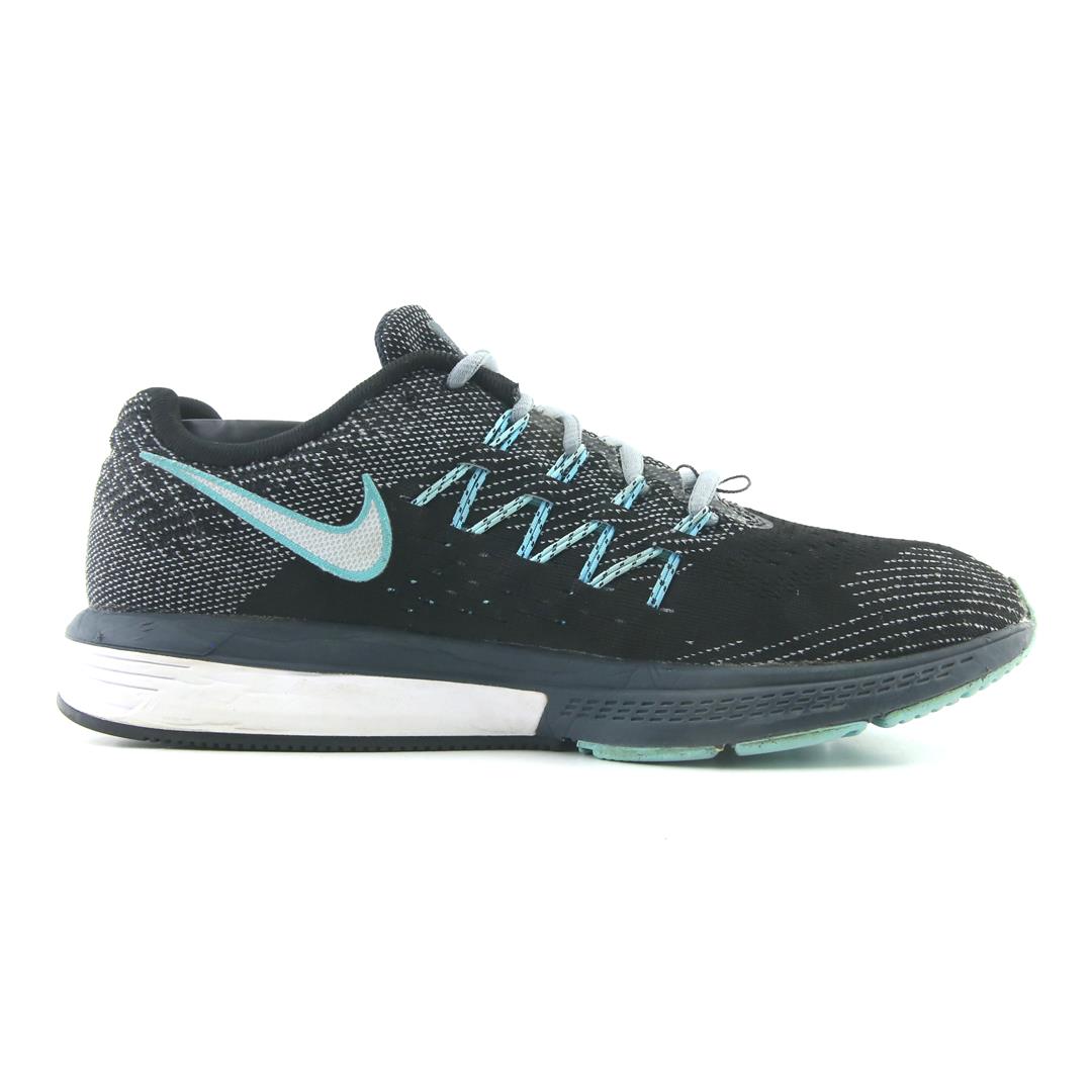 NIKE AIR ZOOM VOMERO 10