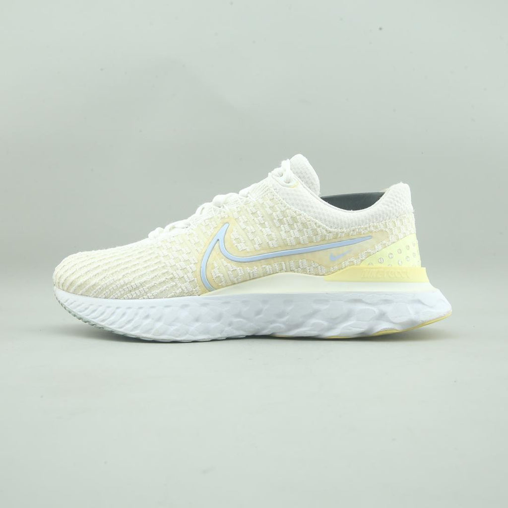 NIKE RENEW RUN