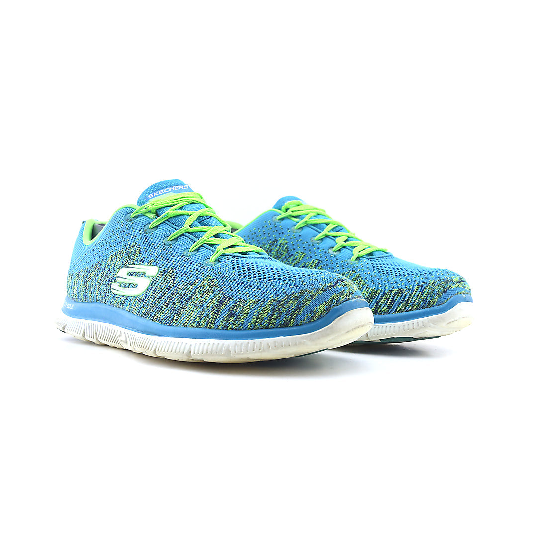 SKECHERS MEMORY FOAM