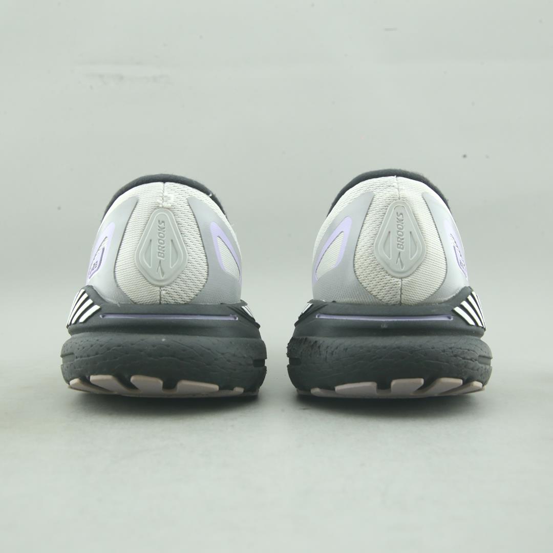 BROOKS ADRENALINE GTS 23