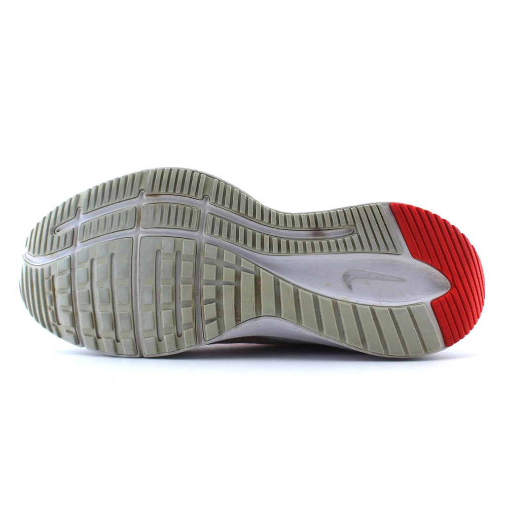 NIKE QUEST 3