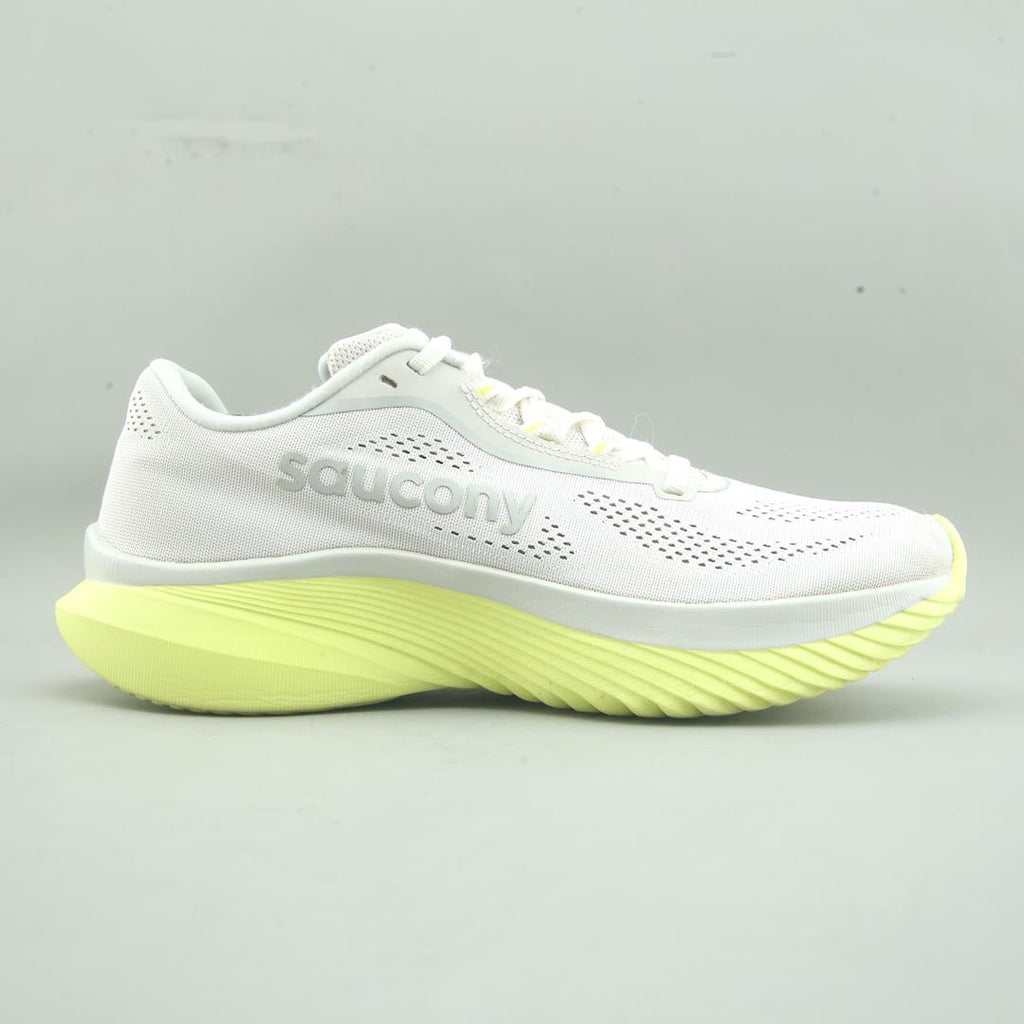 SAUCONY  KINVARA 15