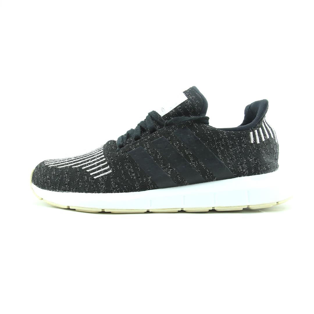 ADIDAS SWIFT RUN