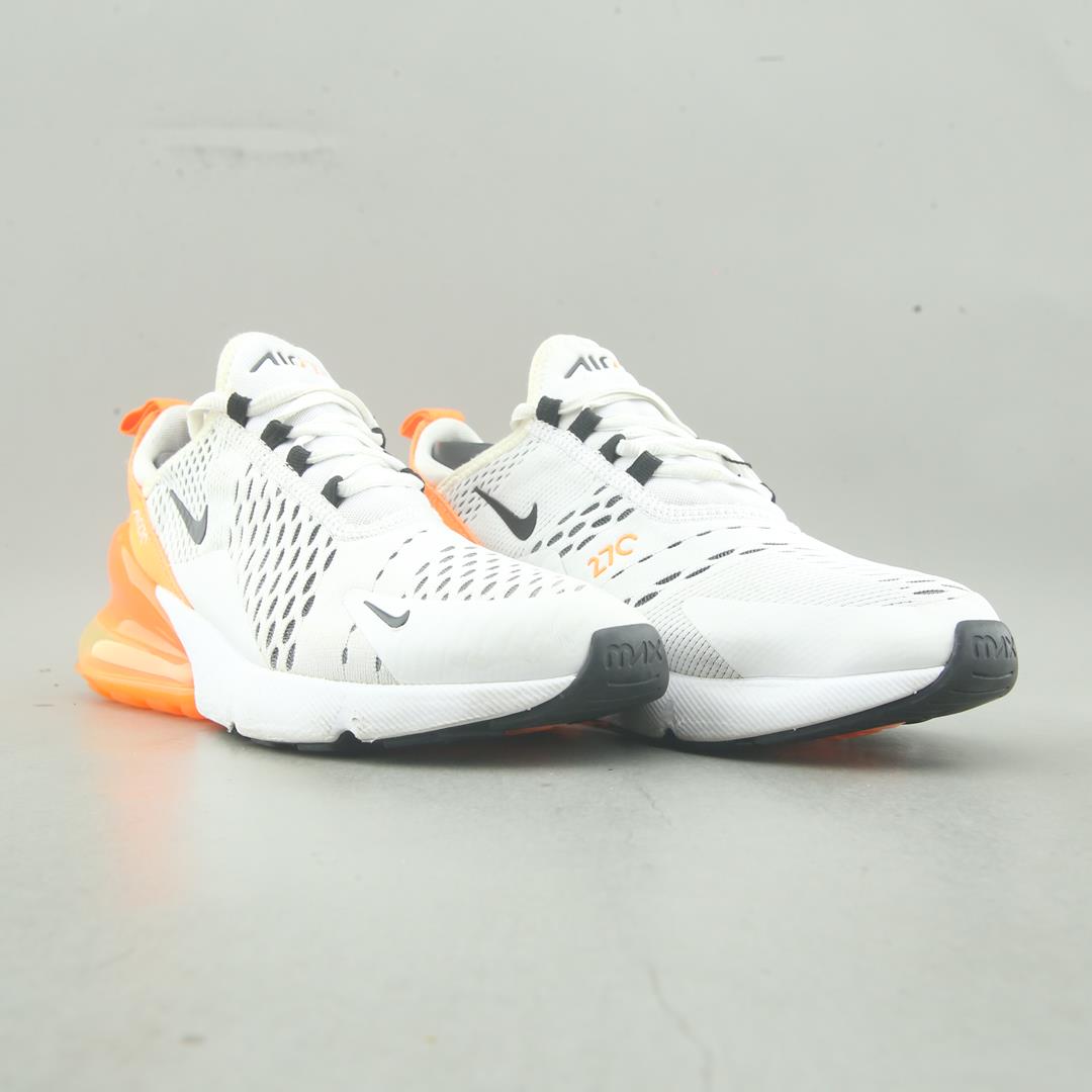 NIKE AIR MAX 270