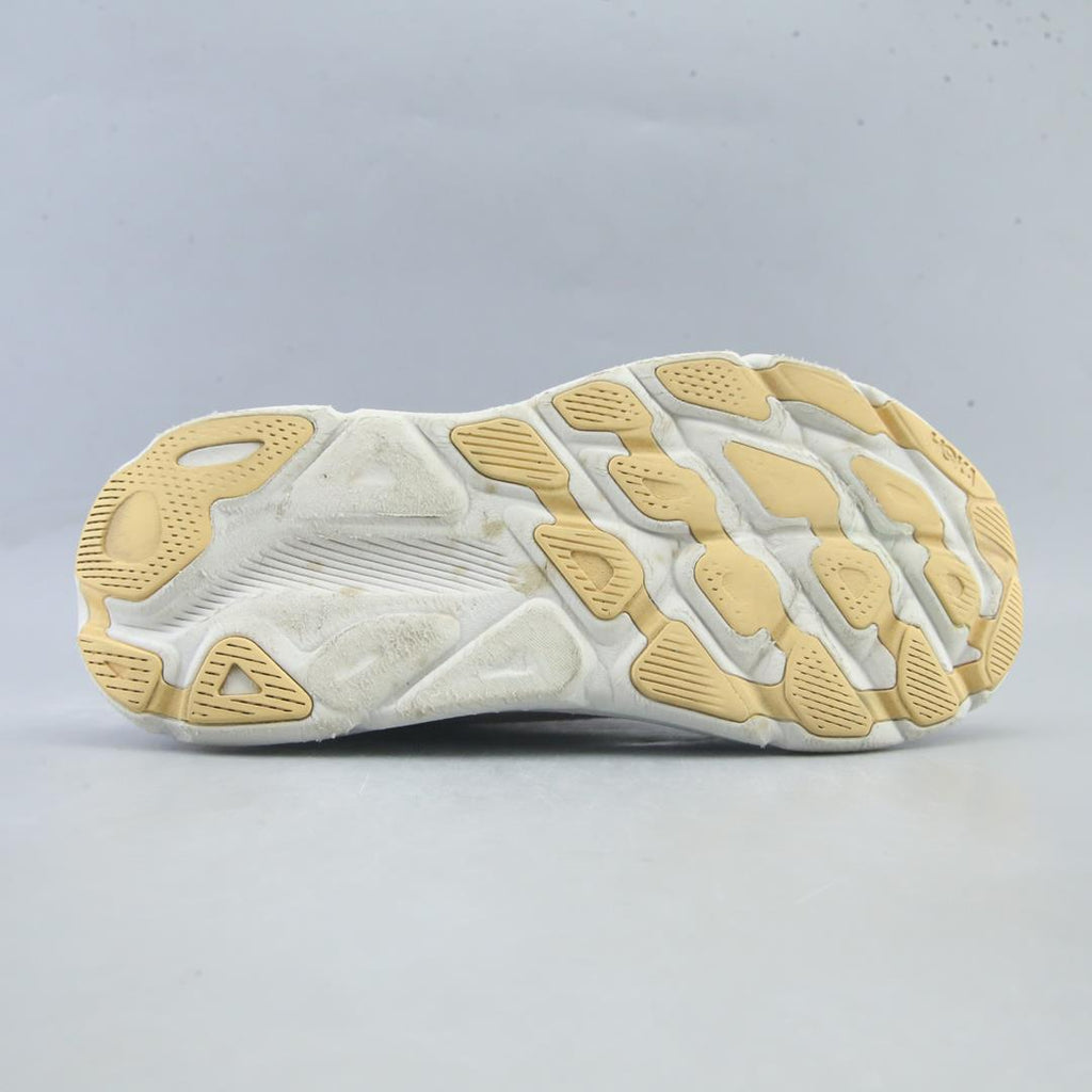 HOKA ONE ONE CLIFTON 9