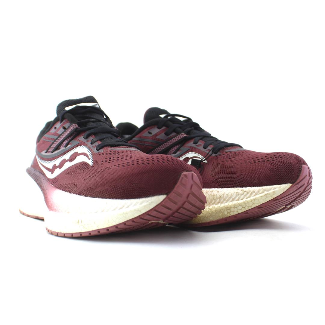 SAUCONY TRIUMPH 20