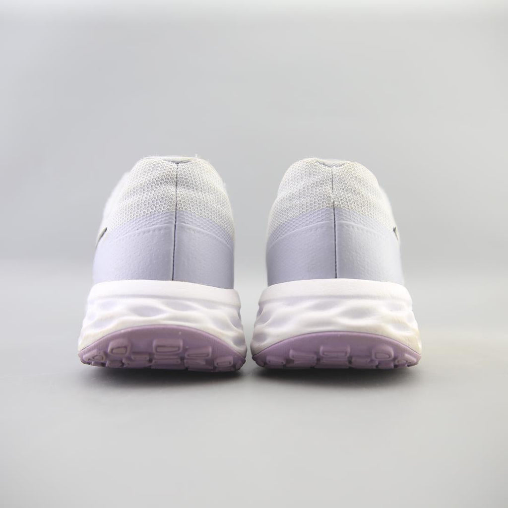 NIKE  REVOLUTION 6