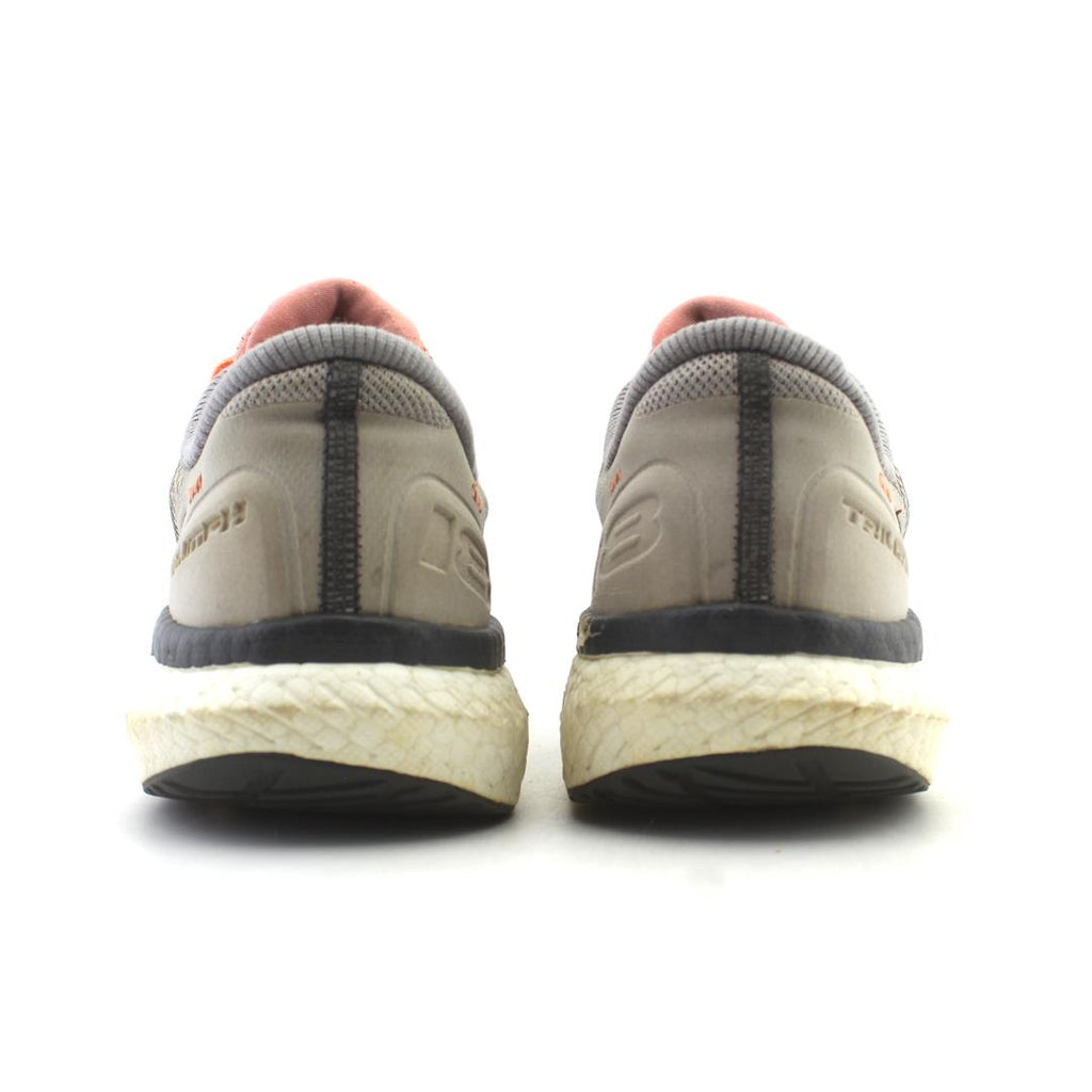 SAUCONY TRIUMPH 18