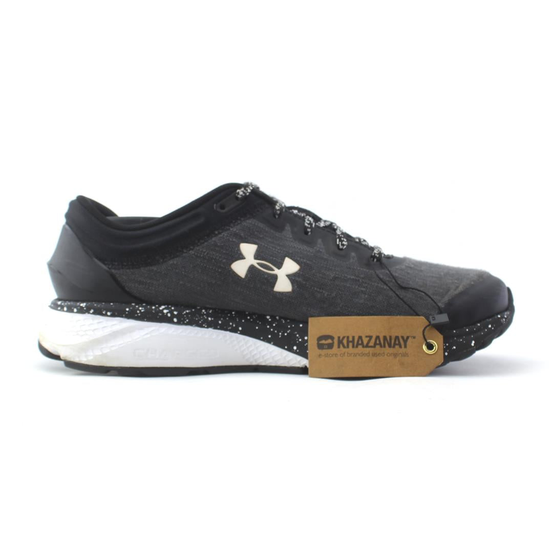UNDER ARMOUR CHARGED ESCAPE 3
