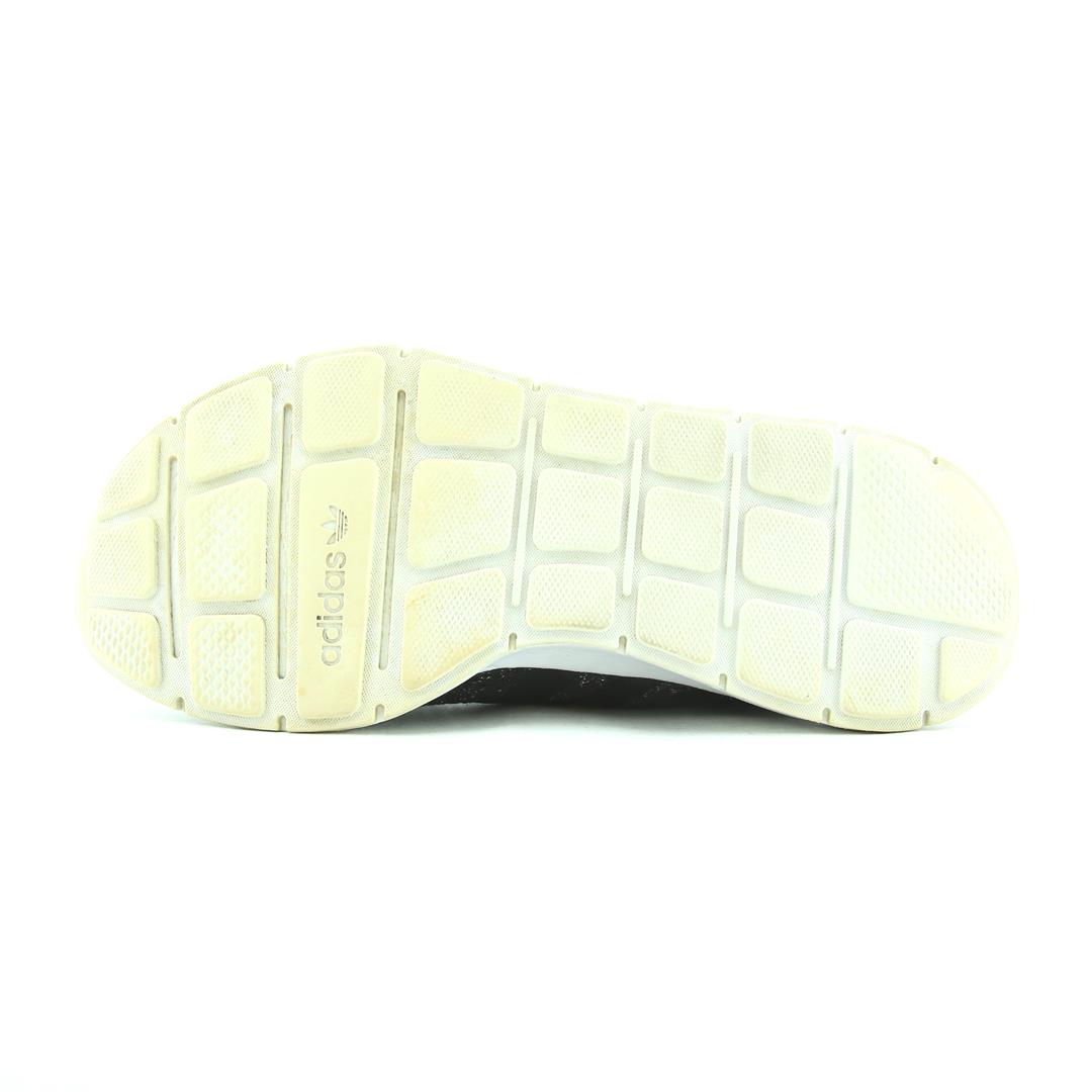 ADIDAS SWIFT RUN