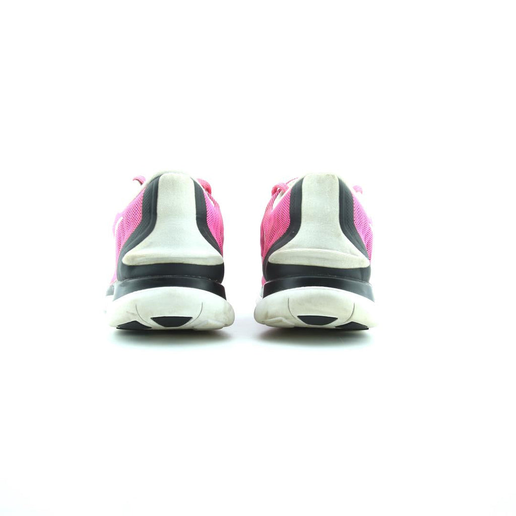 NIKE FREE 4.0