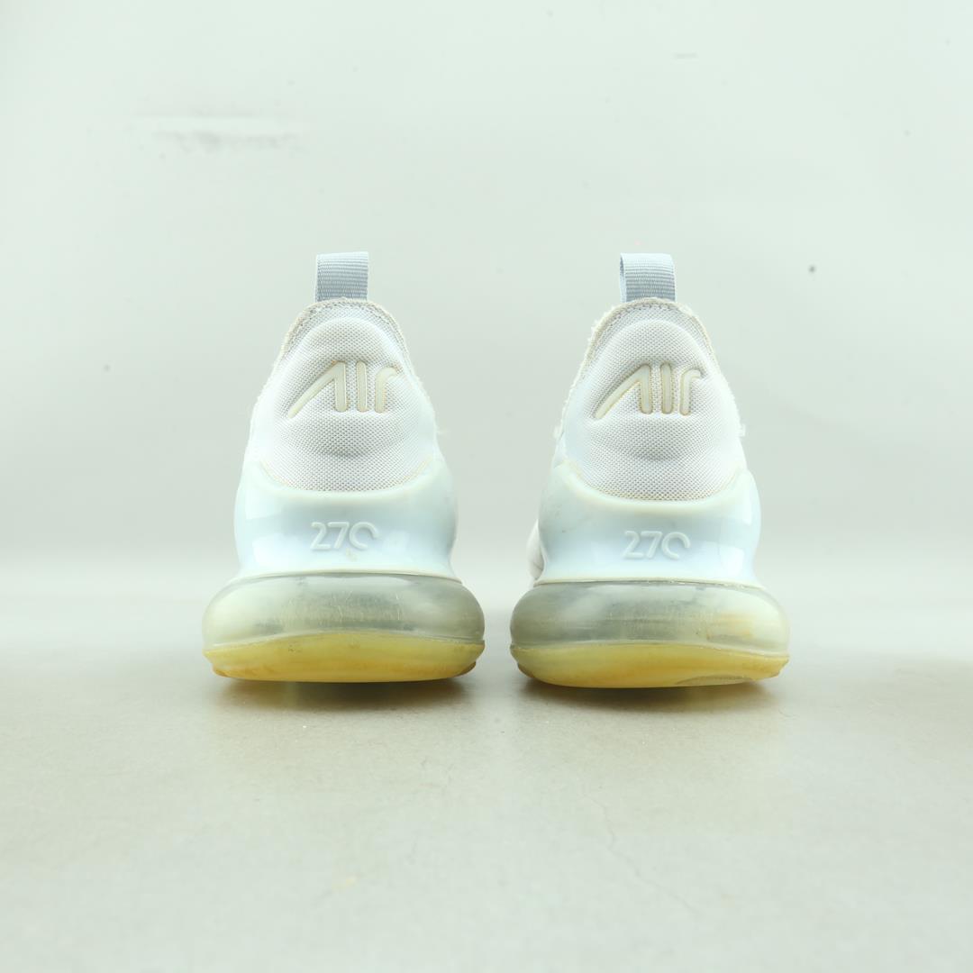 NIKE AIR MAX 270